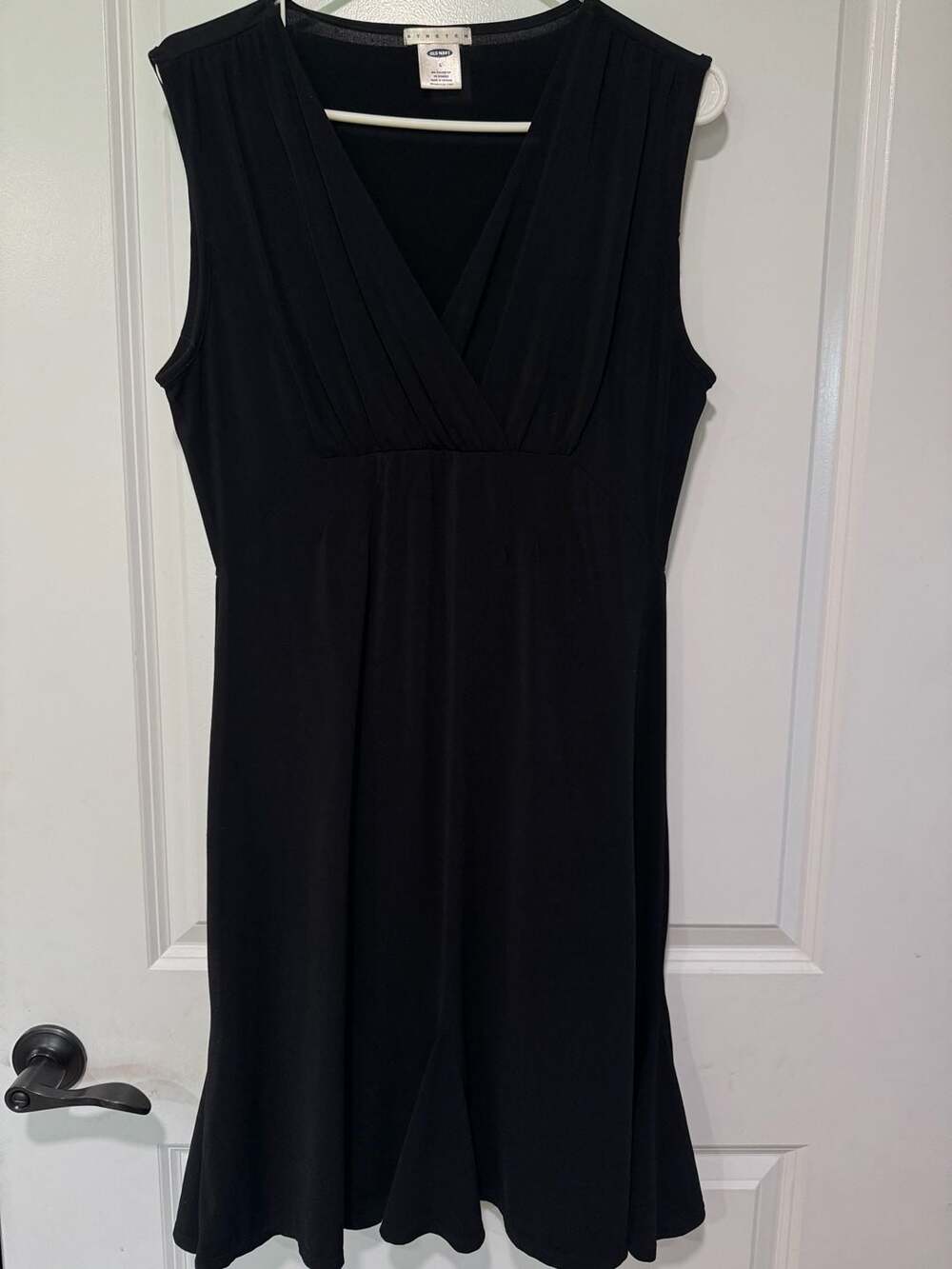 Black V Neck Sleeveless Midi Dress Empire Waist Fit Flare Minimalist Women’s L